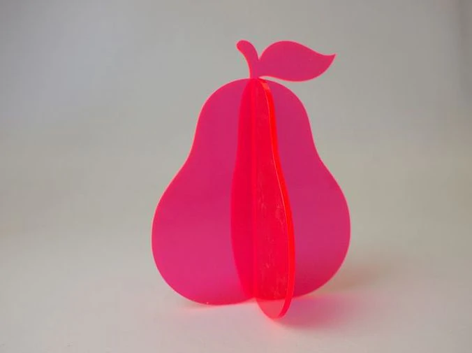 El metacrilato como material pionero en decoración contemporánea