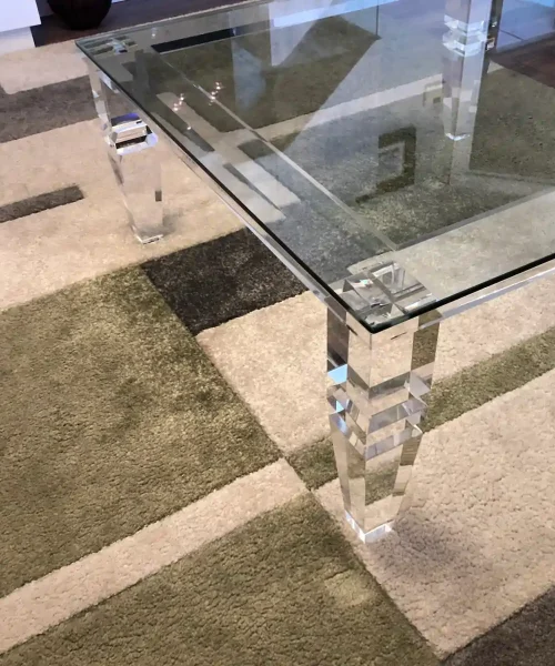 Mobiliario en metacrilato - Trabajos a medida en Madrid