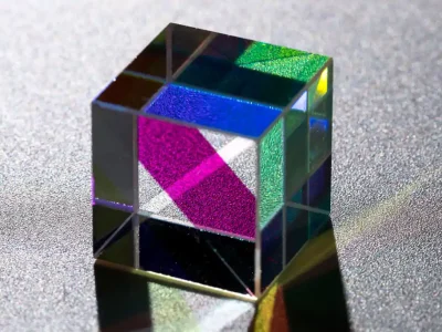 Objetos y elementos decorativos en metacrilato