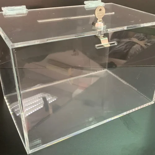 Urna de metacrilato a medida para votaciones y sorteos
